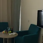 Avanti Hotel 4*