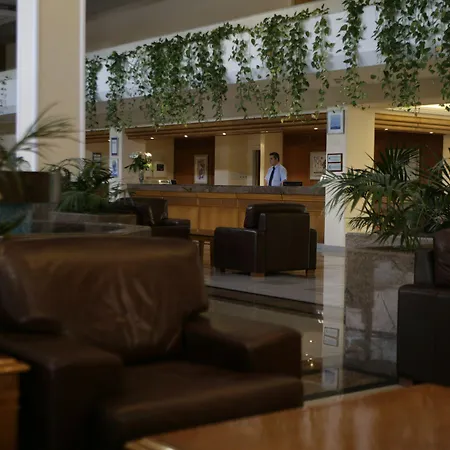 Hotel Avanti 4*