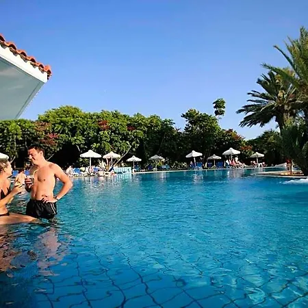 αβάντι 4* Πάφος