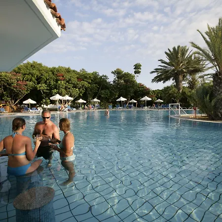 Hotel Avanti Pafos