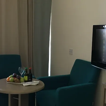 Avanti Hotel 4*